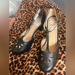 Bettie Page Shoes by Ellie Women’s Size 9 Black Heels, new with tags